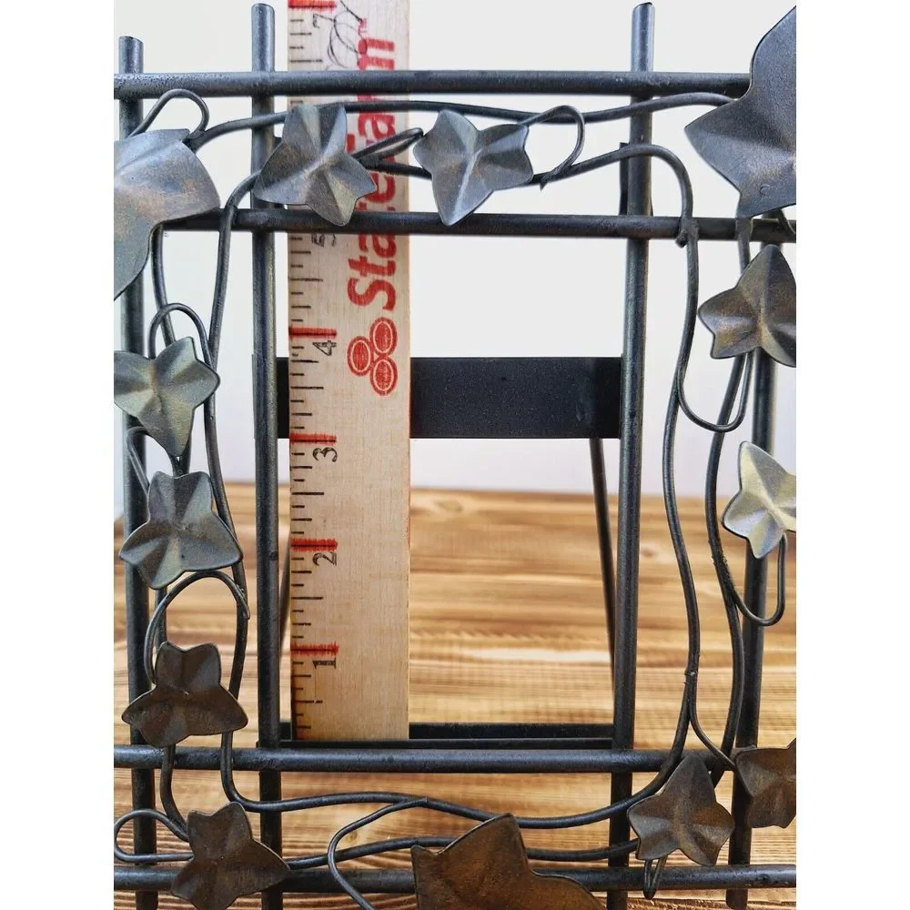 Metal Vine Picture‎ Frame Holds 3x5 Photo Home Decoration